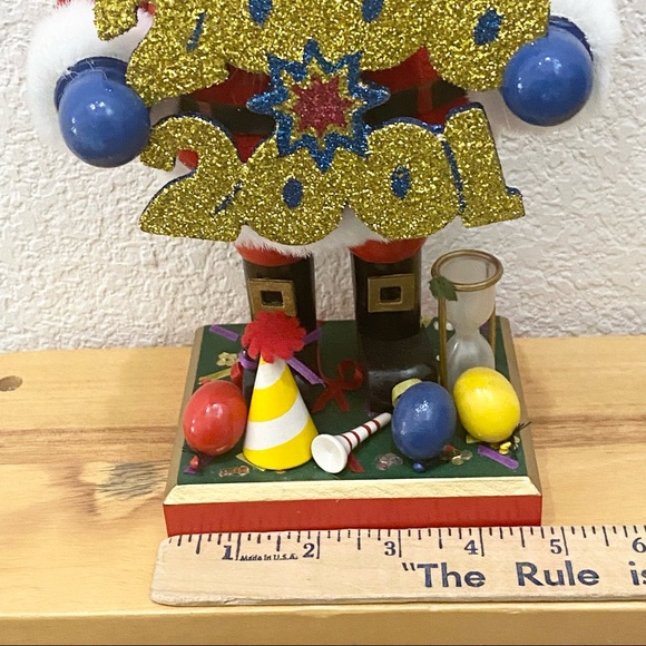 Vintage 2000-2001 Nutcracker Village Limited Ed. Celebration Santa Nutcracker - Picture 12 of 13